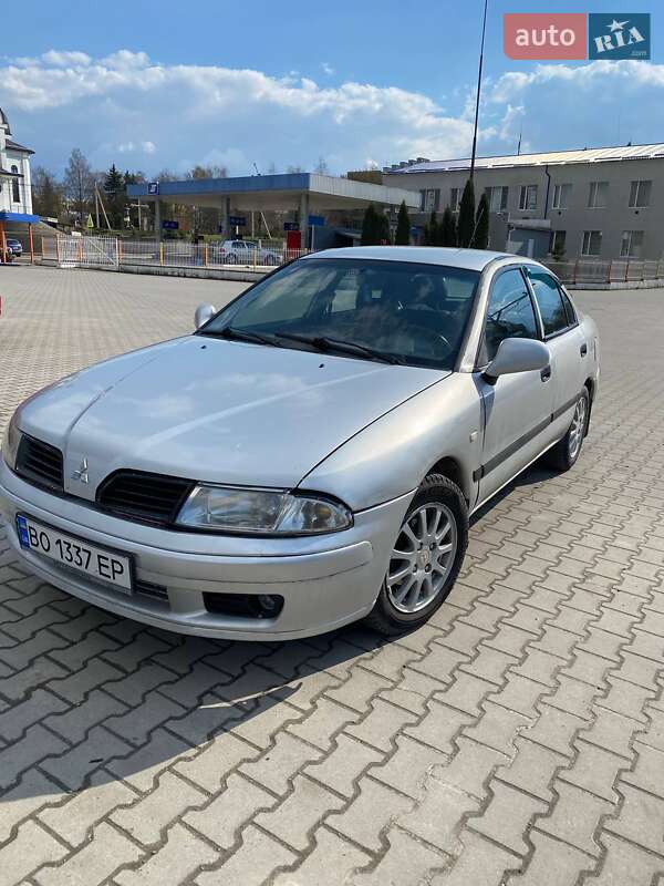 Mitsubishi Carisma (2000)