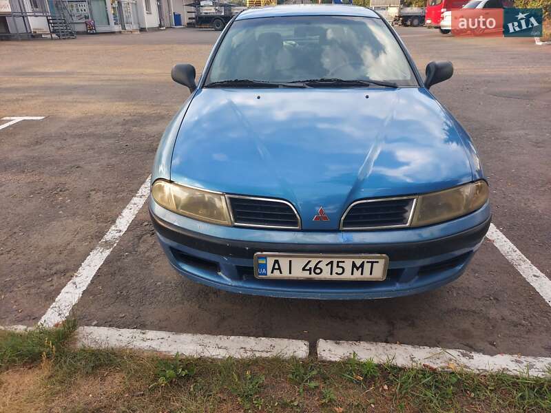 Mitsubishi Carisma (2000)