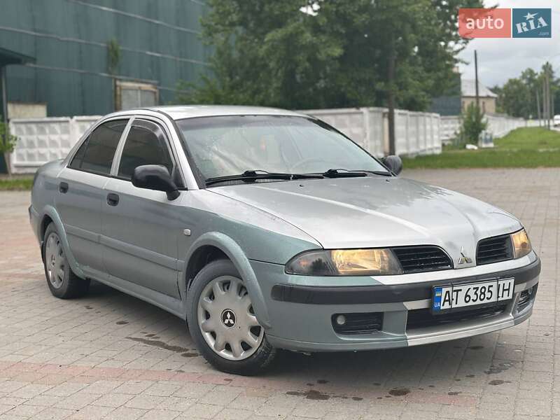 Mitsubishi Carisma (2003)