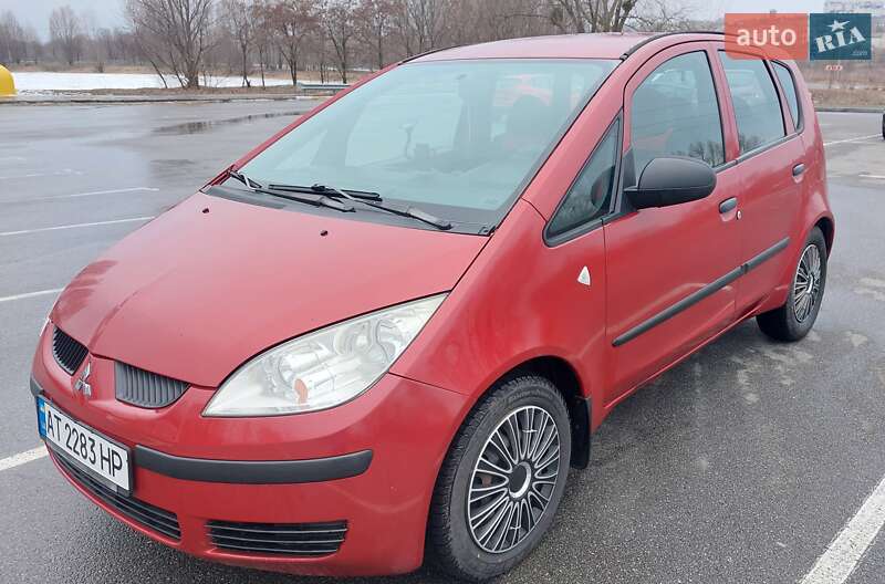 Mitsubishi Colt (2008)