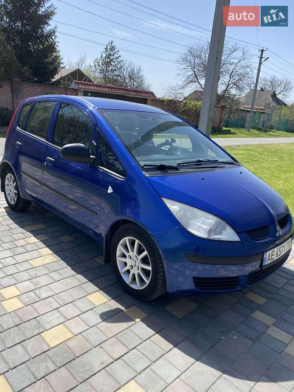 Mitsubishi Colt (2008)