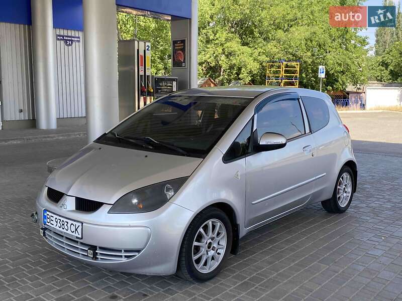 Mitsubishi Colt (2008)