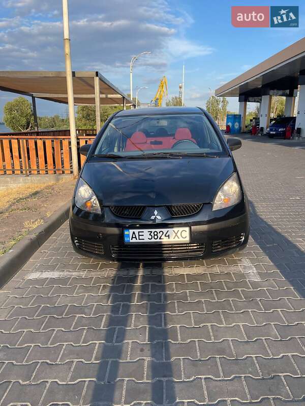 Mitsubishi Colt (2006)