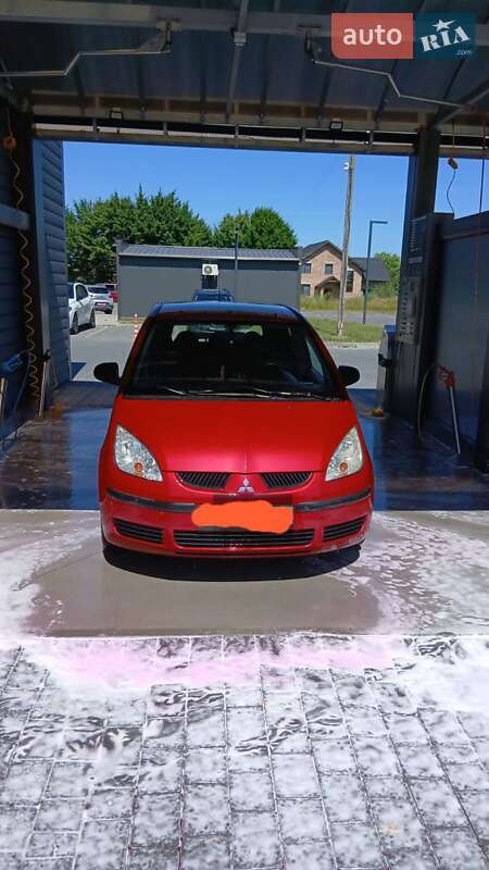 Mitsubishi Colt (2008)