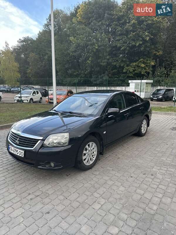Mitsubishi Galant (2009)