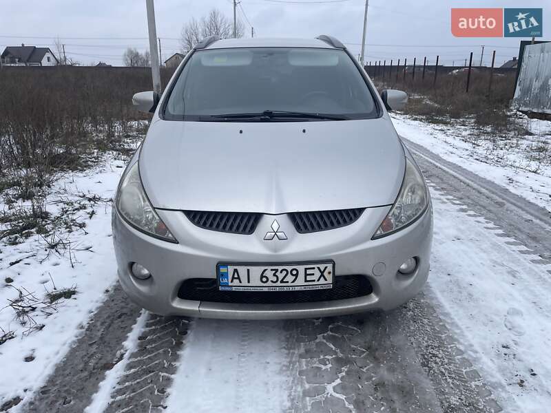 Mitsubishi Grandis (2008)