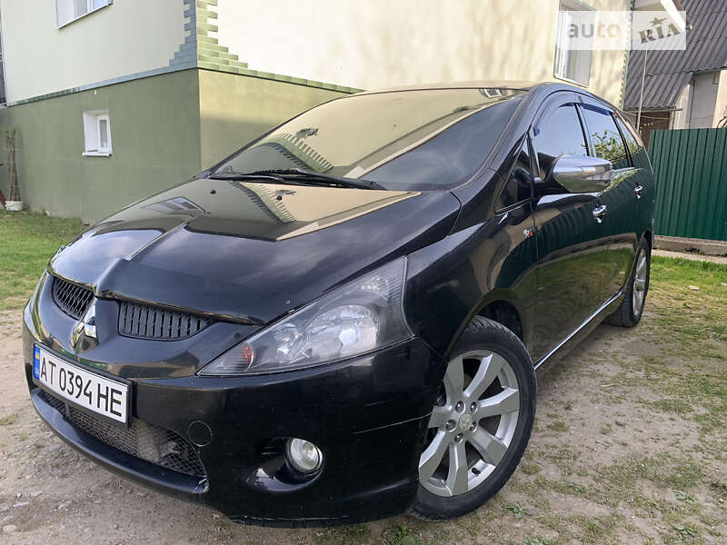 Mitsubishi Grandis (2005)