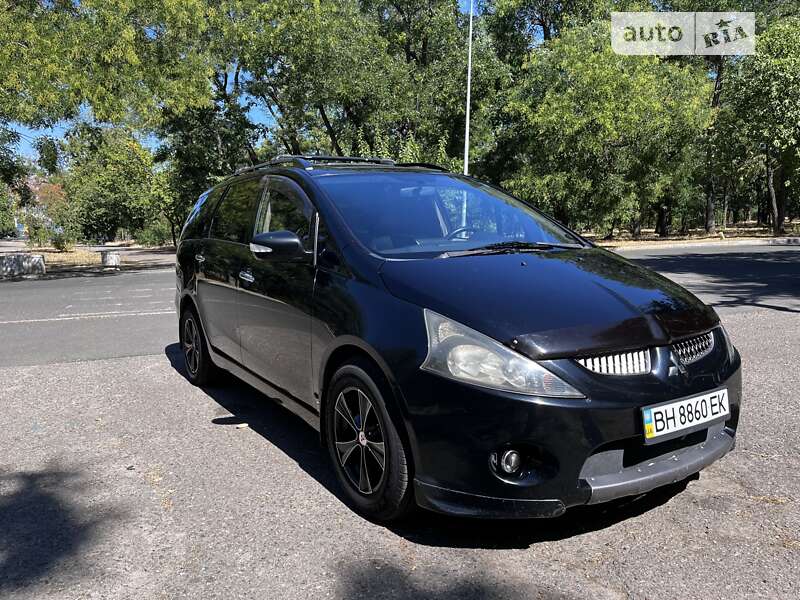 Mitsubishi Grandis (2005)