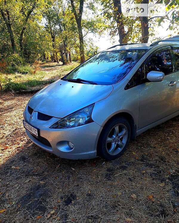 Mitsubishi Grandis (2006)