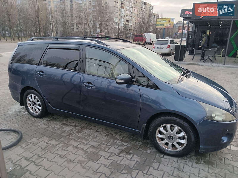 Mitsubishi Grandis (2004)