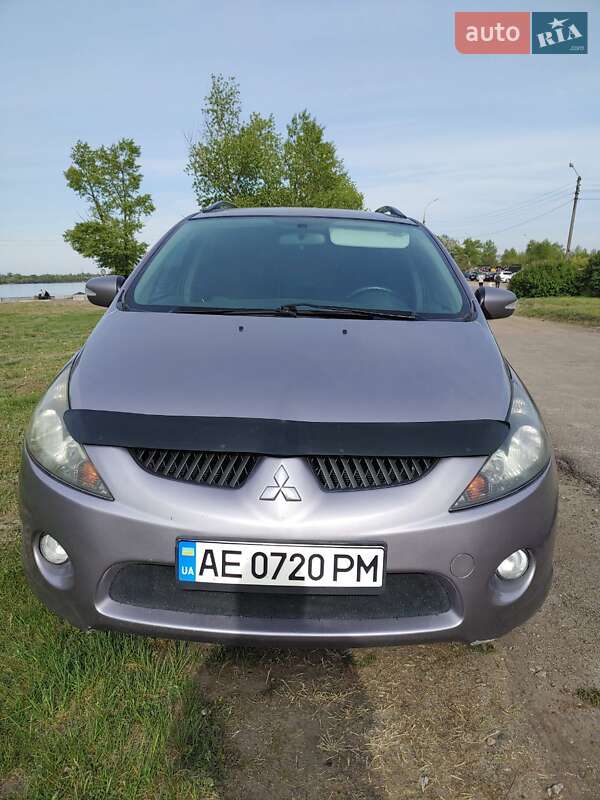 Mitsubishi Grandis (2006)