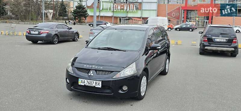 Mitsubishi Grandis (2006)