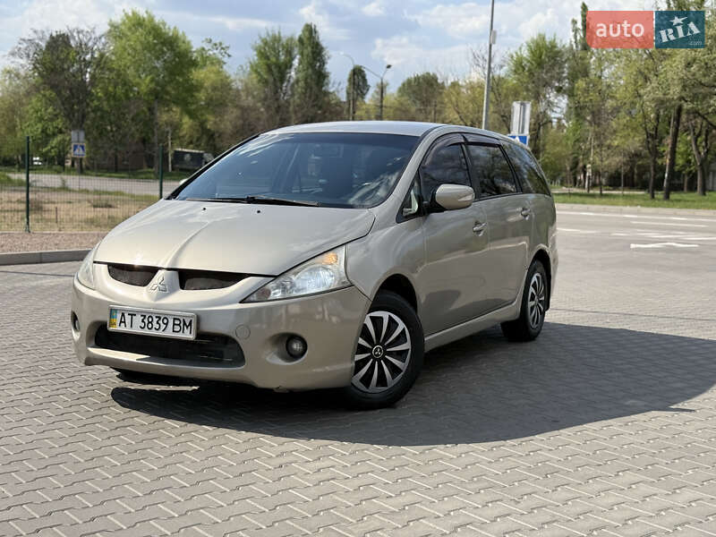 Mitsubishi Grandis (2006)