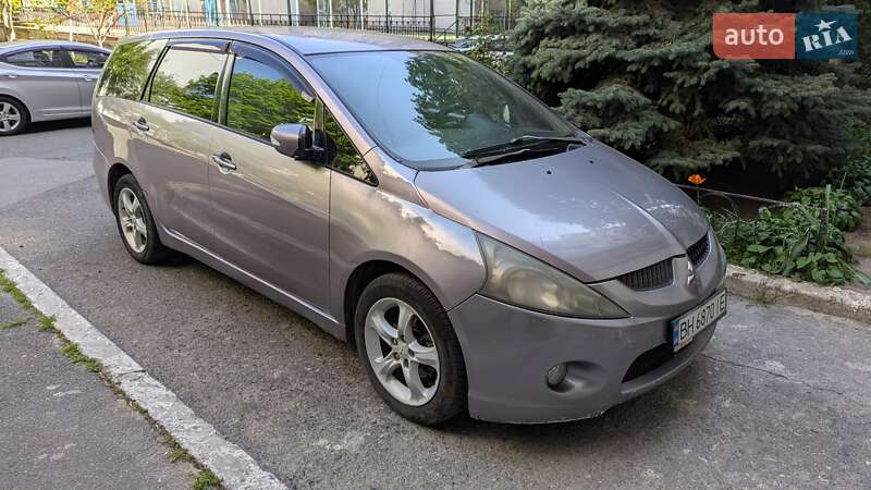 Mitsubishi Grandis (2006)