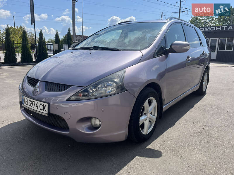 Mitsubishi Grandis (2004)