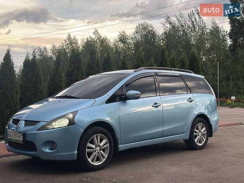Mitsubishi Grandis (2004)