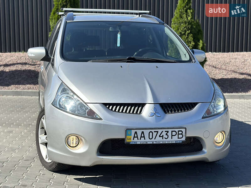 Mitsubishi Grandis (2007)