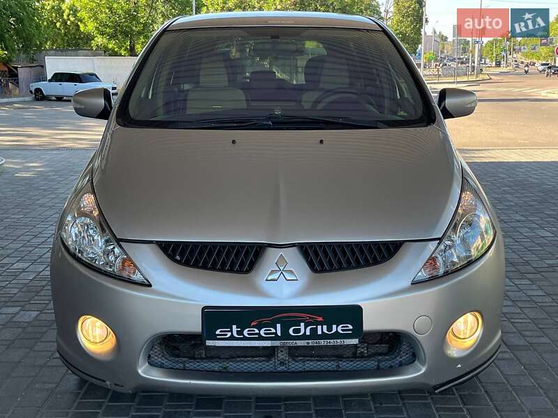 Mitsubishi Grandis (2008)