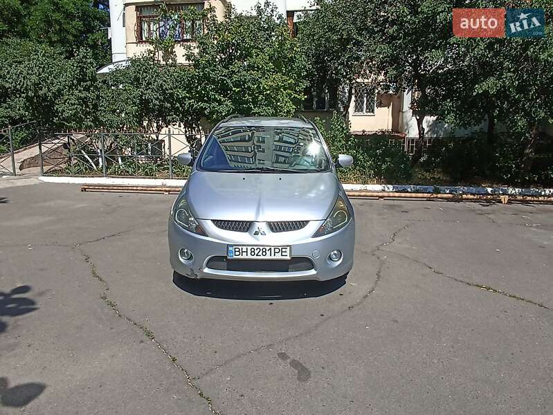 Mitsubishi Grandis (2007)