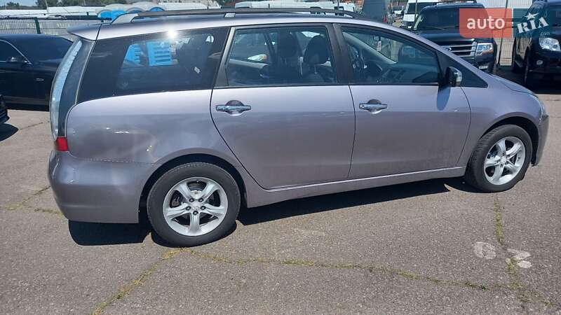 Mitsubishi Grandis (2007)
