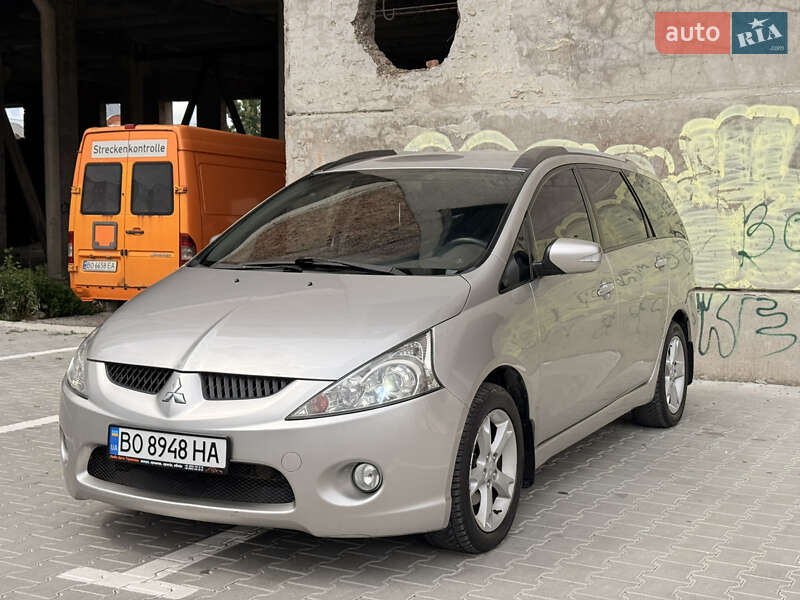 Mitsubishi Grandis (2007)