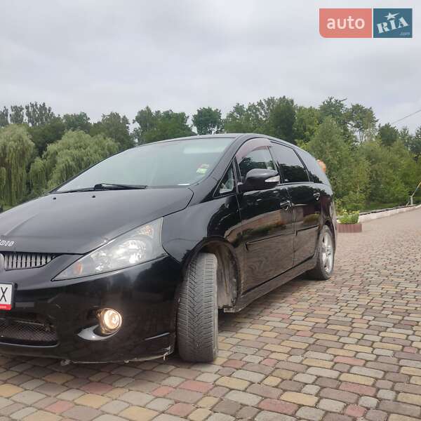 Mitsubishi Grandis (2005)