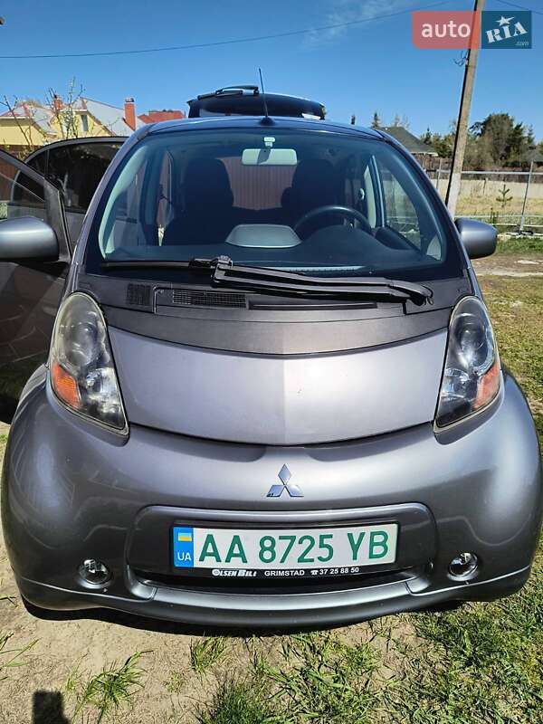 Mitsubishi I-miev (2010)