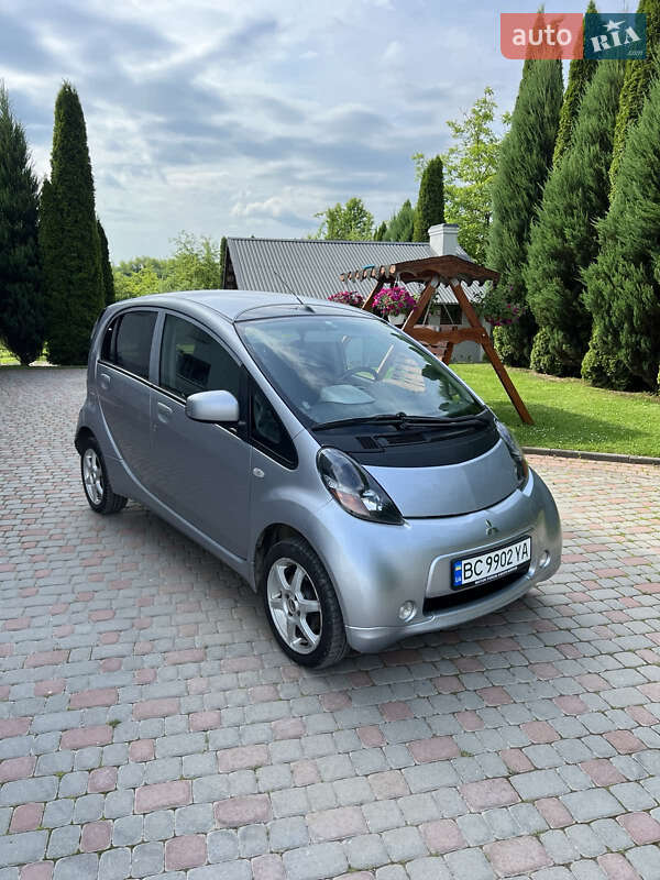 Mitsubishi I-miev (2010)