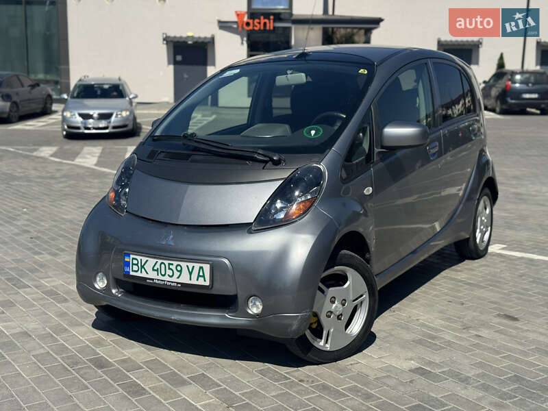 Mitsubishi I-miev (2011)