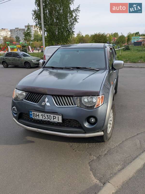 Mitsubishi L 200 (2007)