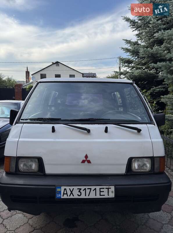 Mitsubishi L 300 (1990)
