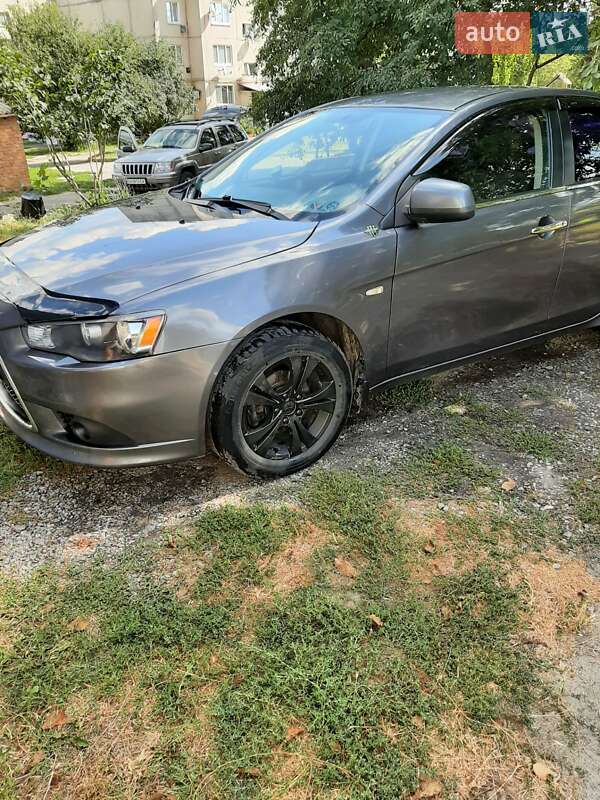 Mitsubishi Lancer (2008)