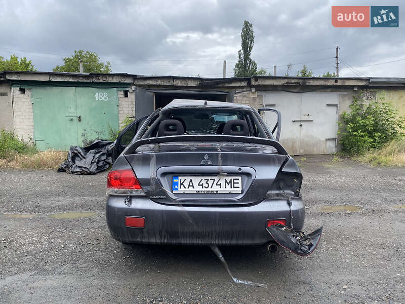 Mitsubishi Lancer (2005)