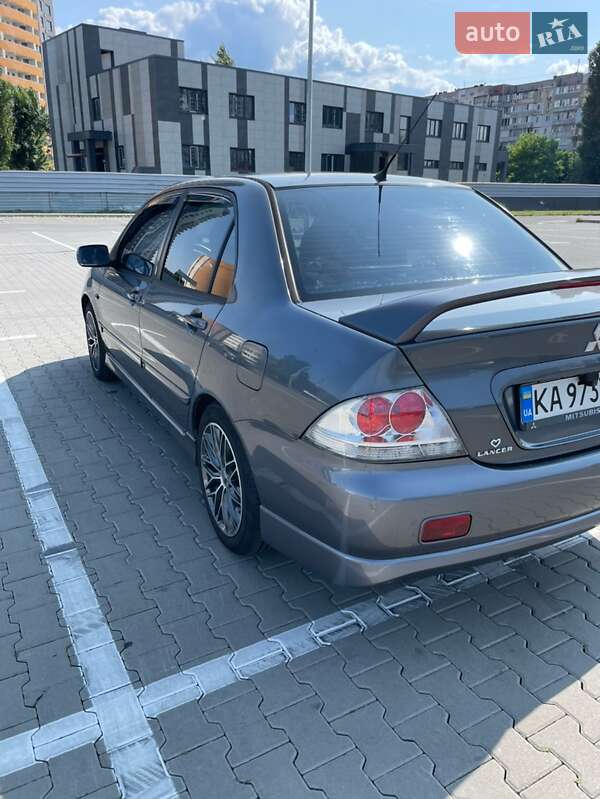 Mitsubishi Lancer (2006)