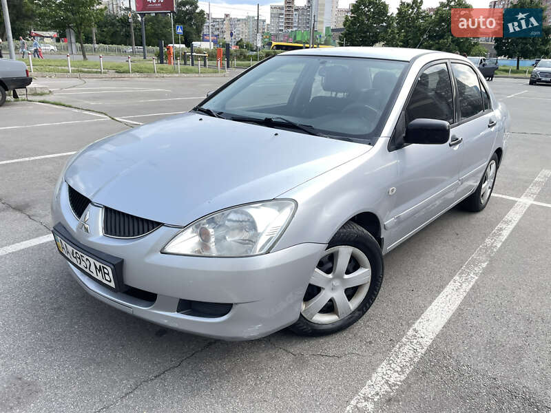 Mitsubishi Lancer (2004)