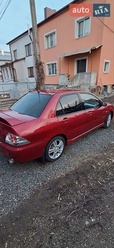 Mitsubishi Lancer (2004)