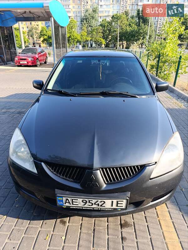 Mitsubishi Lancer (2004)