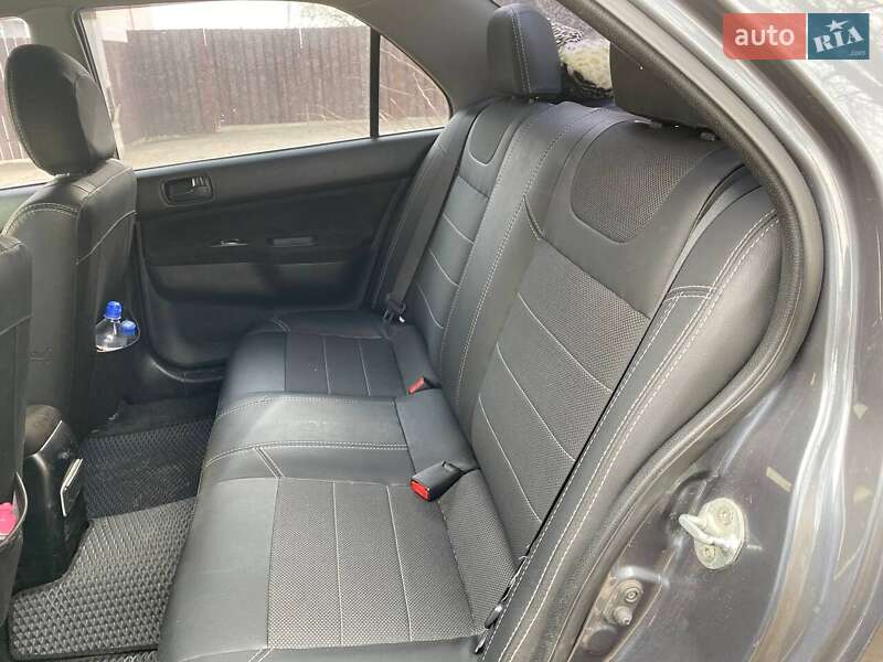 Mitsubishi Lancer (2007)