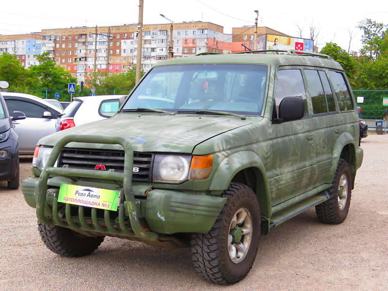 Mitsubishi Montero (1996)