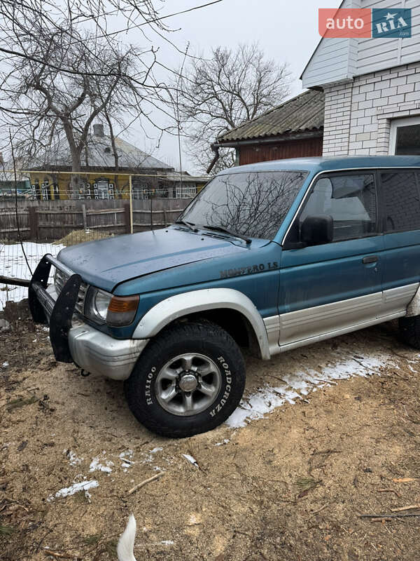 Mitsubishi Montero (1995)