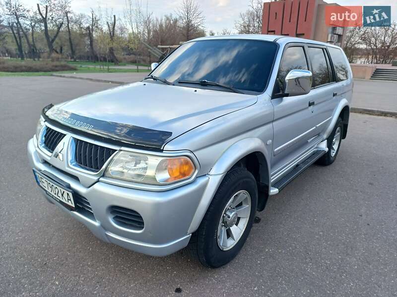 Mitsubishi Nativa (2007)