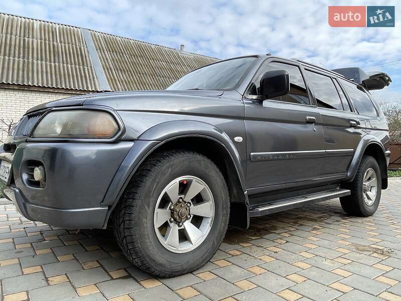Mitsubishi Nativa (2008)
