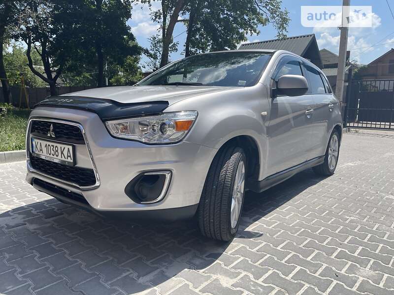Mitsubishi Outlander sport (2012)