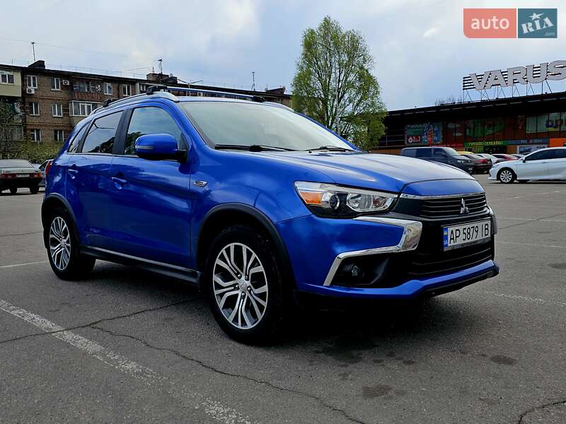Mitsubishi Outlander sport (2017)