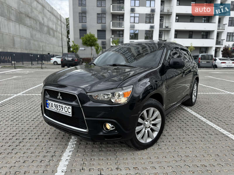 Mitsubishi Outlander sport (2011)