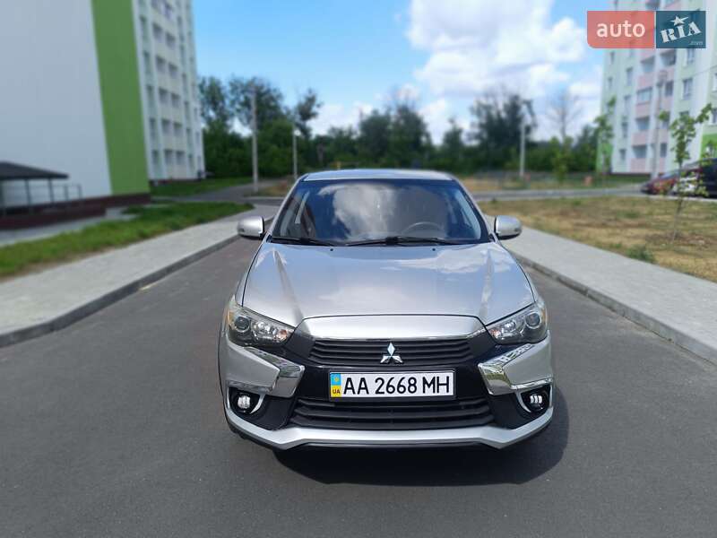 Mitsubishi Outlander sport (2018)