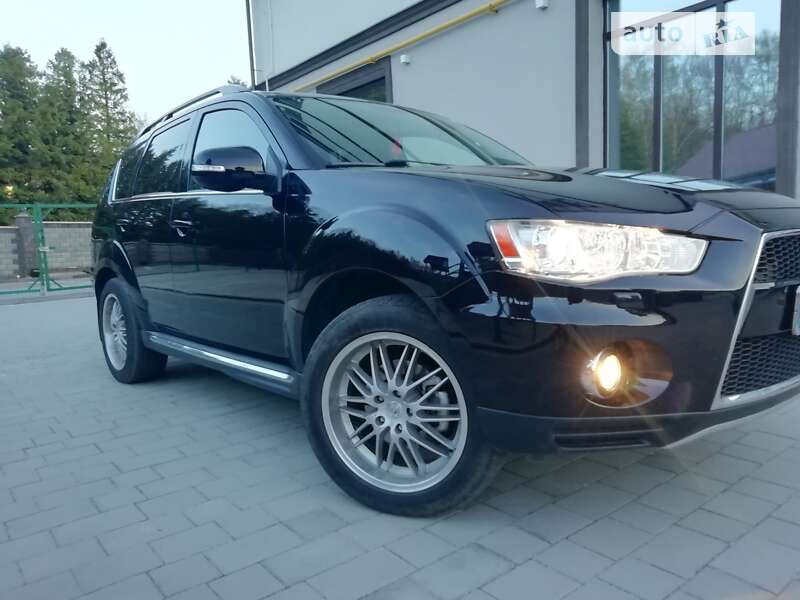 Mitsubishi Outlander xl (2011)