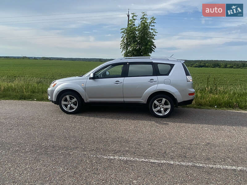 Mitsubishi Outlander xl (2008)