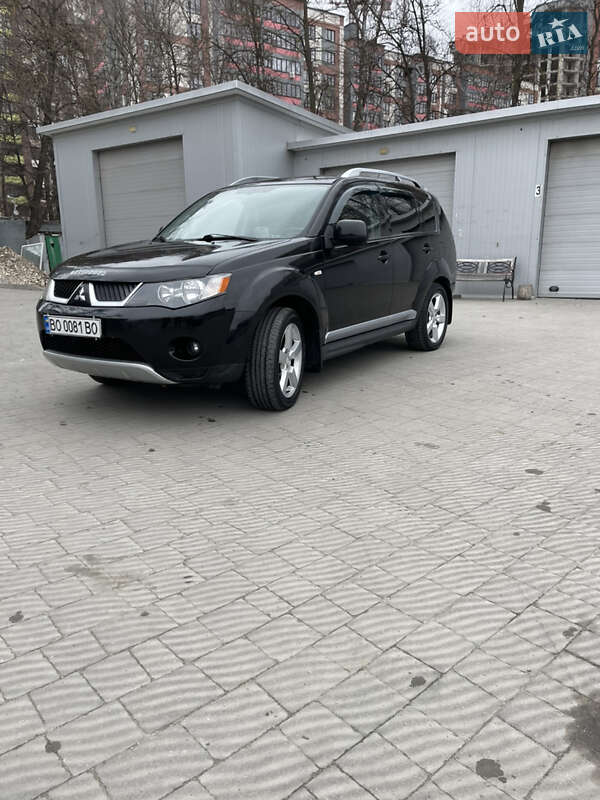 Mitsubishi Outlander xl (2009)