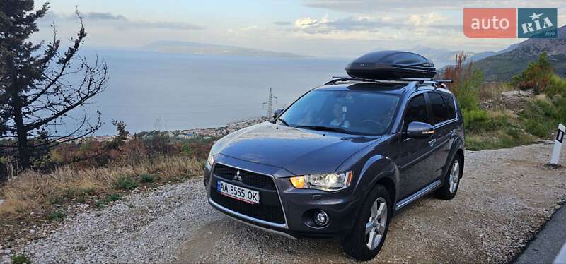 Mitsubishi Outlander xl (2010)